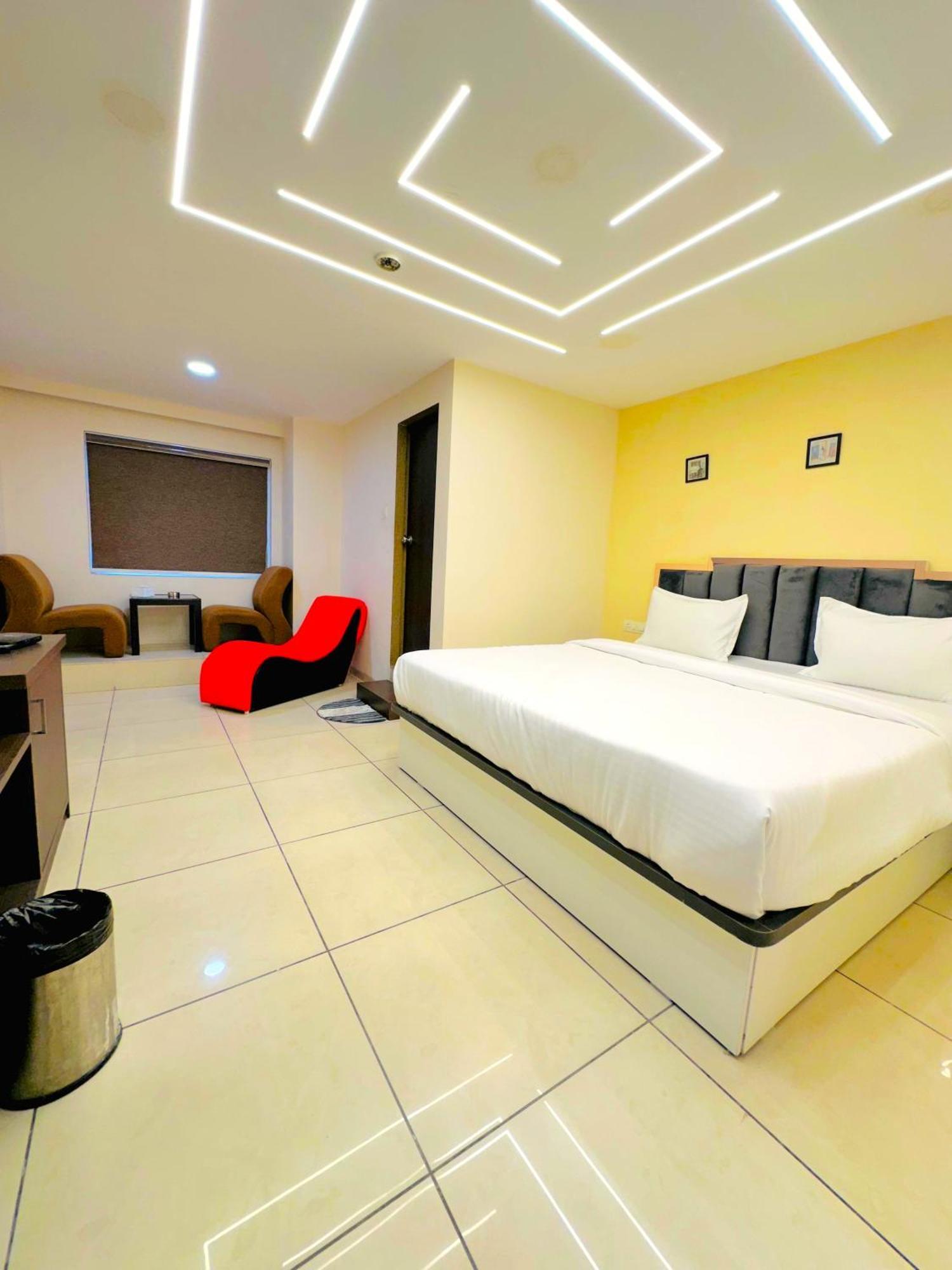 Aundh Elite Stay Пуна Экстерьер фото
